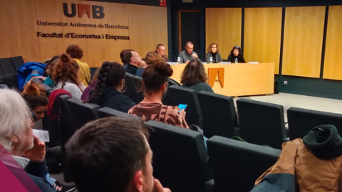 Presentació del Postgrau d'Economia Social i Solidaria a la Sala de Graus de la Facultat d'Economia 